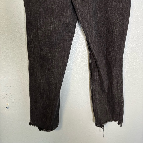 Abercrombie & Fitch W's Ultra High Rise Ankle Straight Jean Distressed Black 28 - Picture 8 of 9